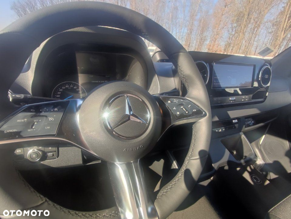 Mercedes-Benz eSprinter - 15