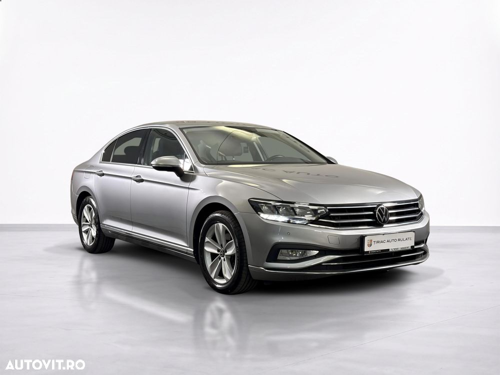 Volkswagen Passat - 8