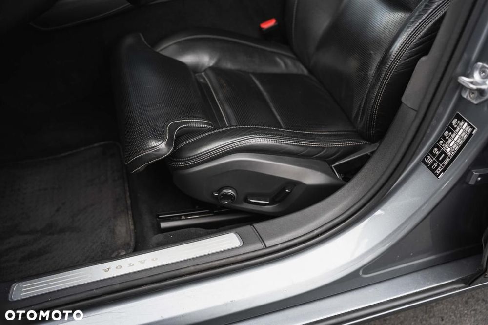 Volvo S90 - 26