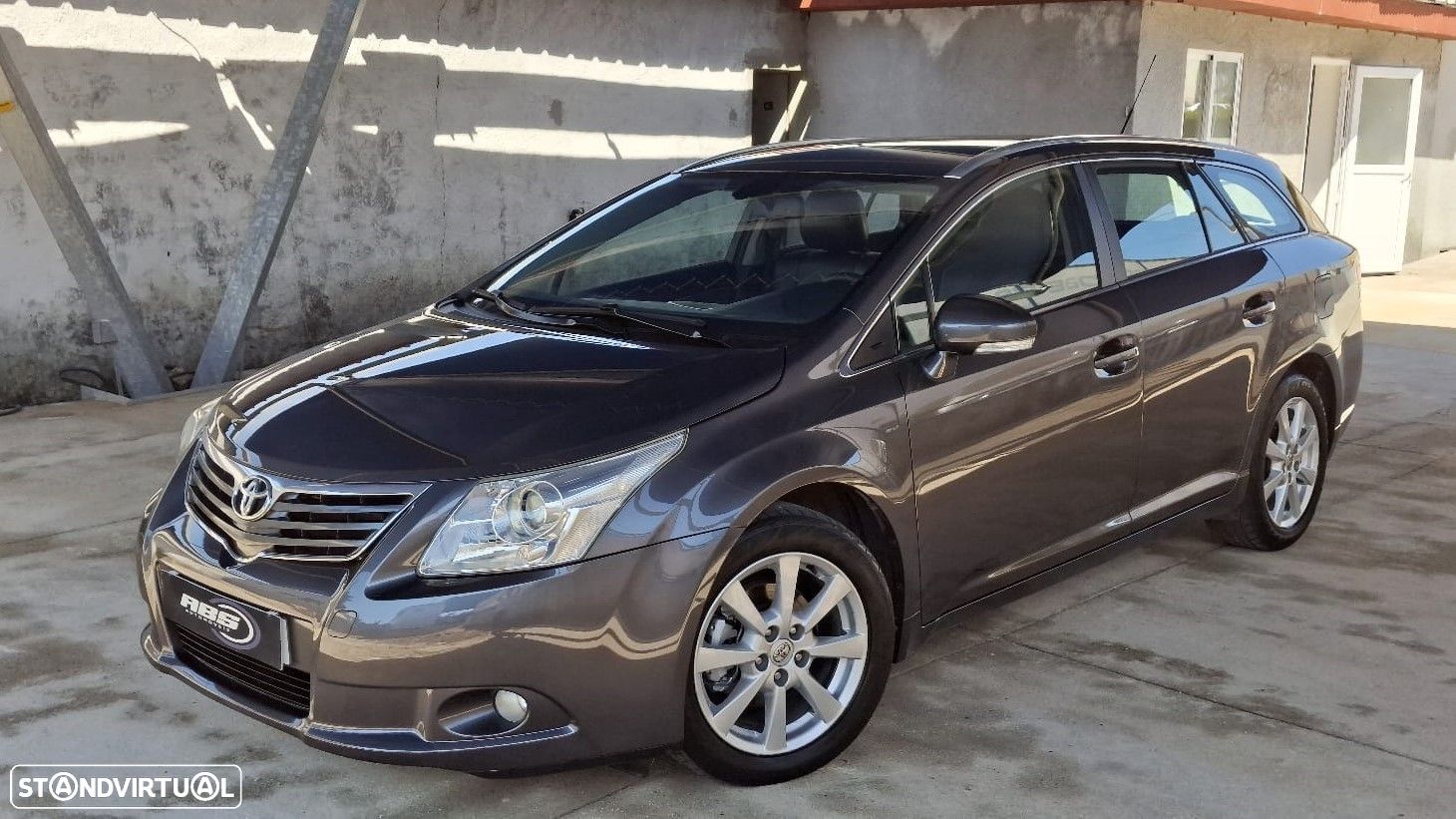 Toyota Avensis SW - 1