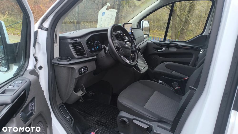 Ford Tourneo Custom 2.0 EcoBlue L1 Titanium - 8