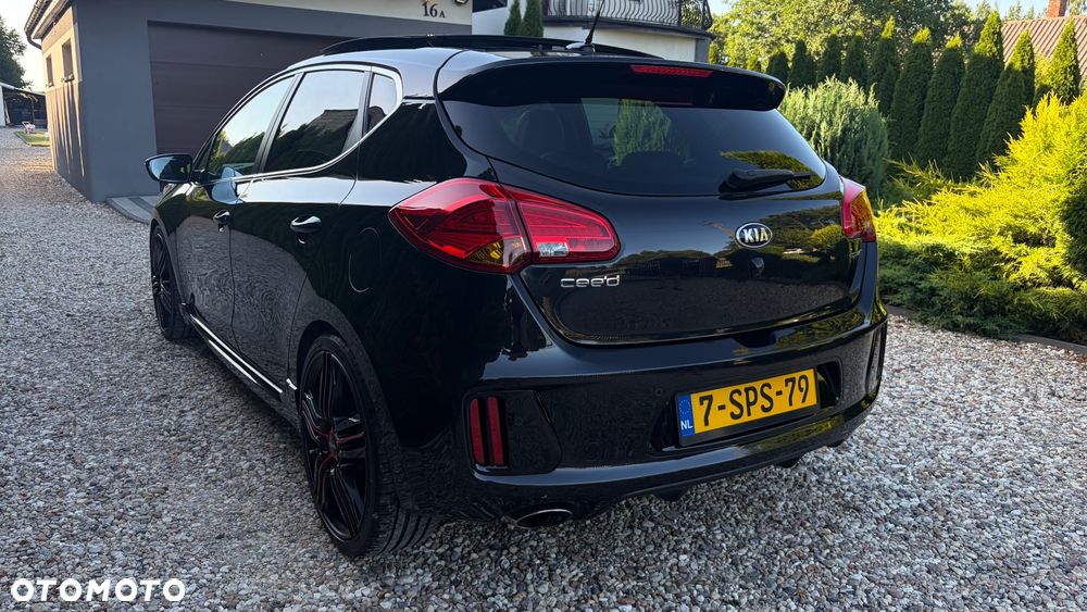 Kia Ceed 1.6 T-GDI GT-Track - 9