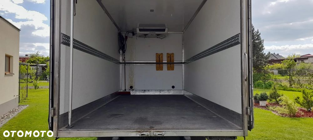 Iveco 50C15 chłodnia 10 palet - 25