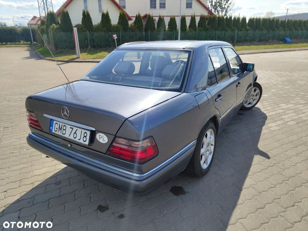 Mercedes-Benz W124 (1984-1993) - 4
