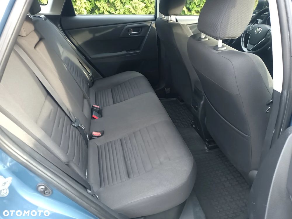 Toyota Auris Hybrid 135 Premium - 14