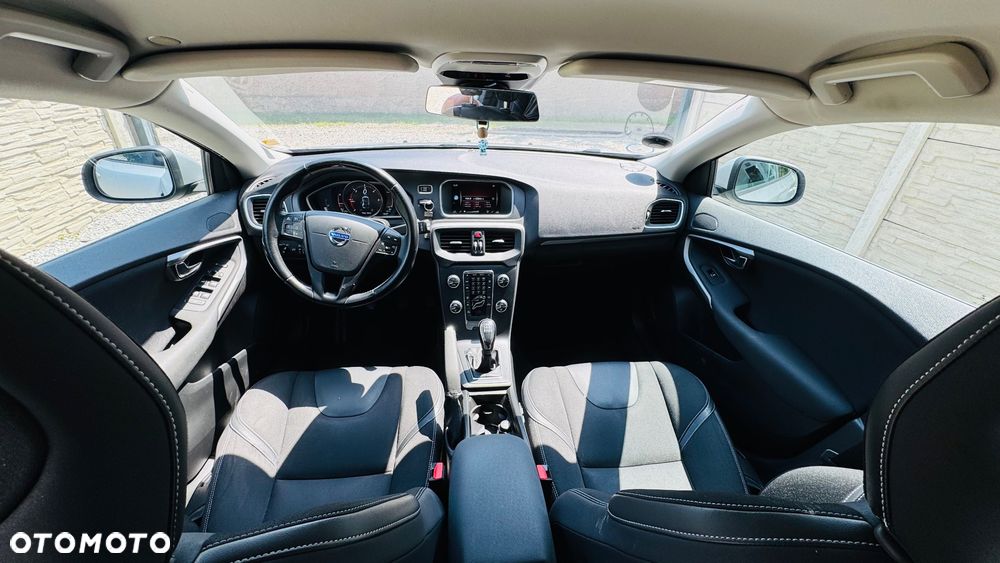 Volvo V40 D4 Drive-E Summum - 32