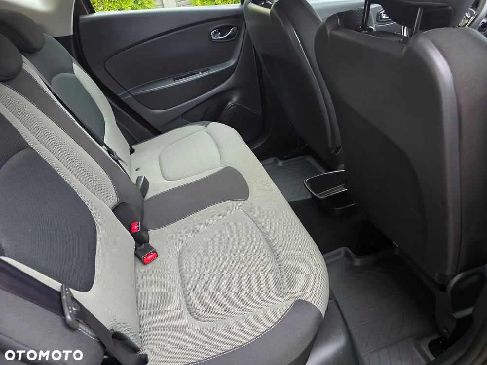 Renault Captur - 22