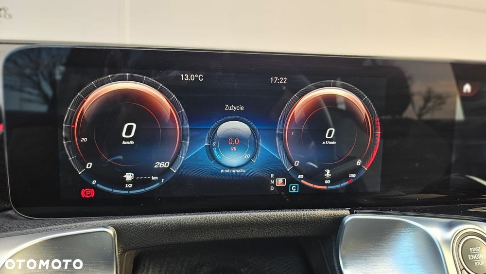 Mercedes-Benz GLB 200 d AMG Line 8G-DCT - 10