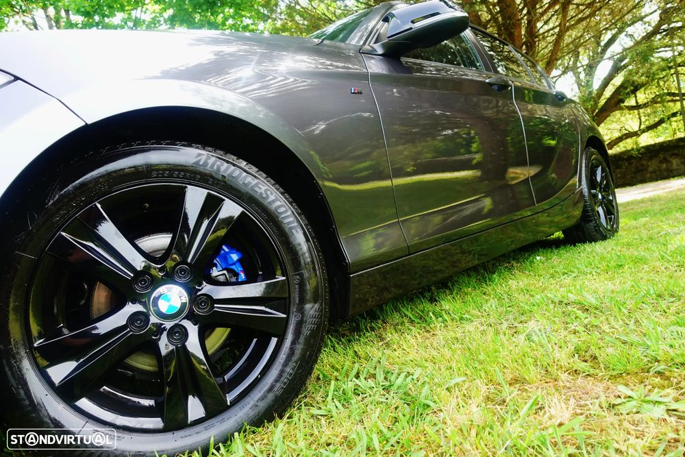 BMW 116 d Pack M - 11