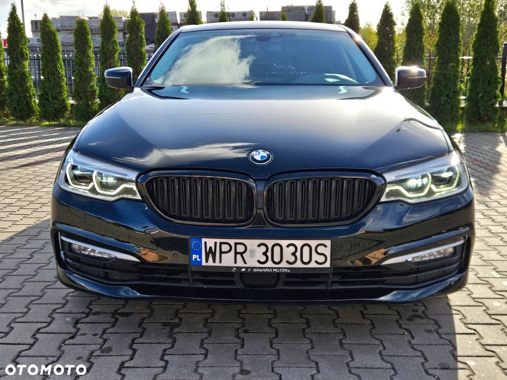 BMW Seria 5 520d xDrive - 33