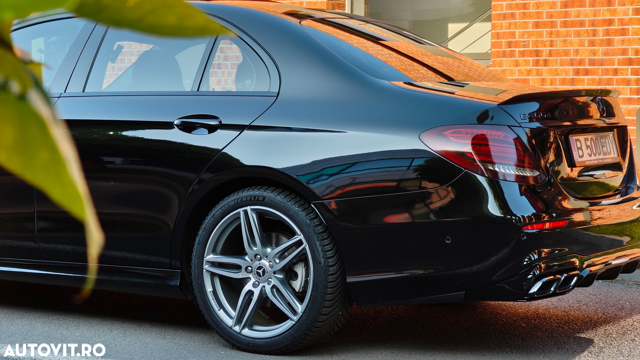 Mercedes-Benz E 220 d Aut. - 4
