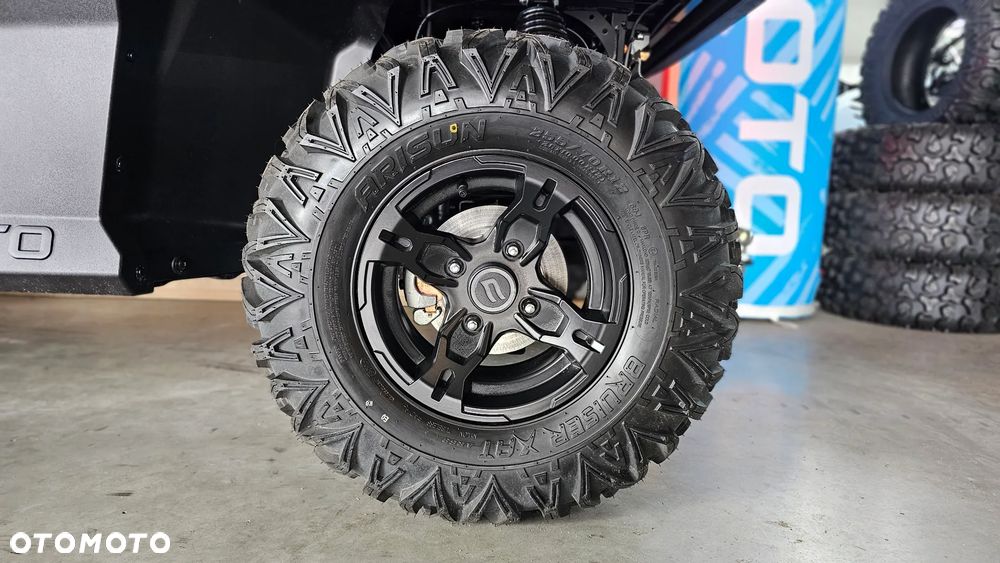 CFMoto UForce - 8