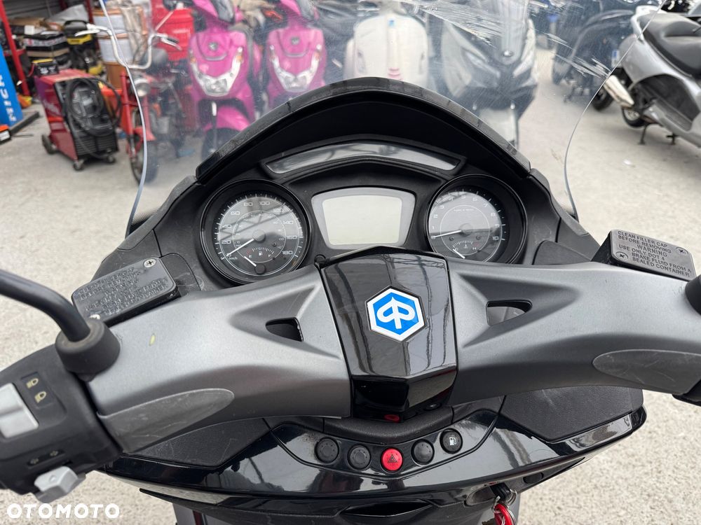 Piaggio X10 - 22