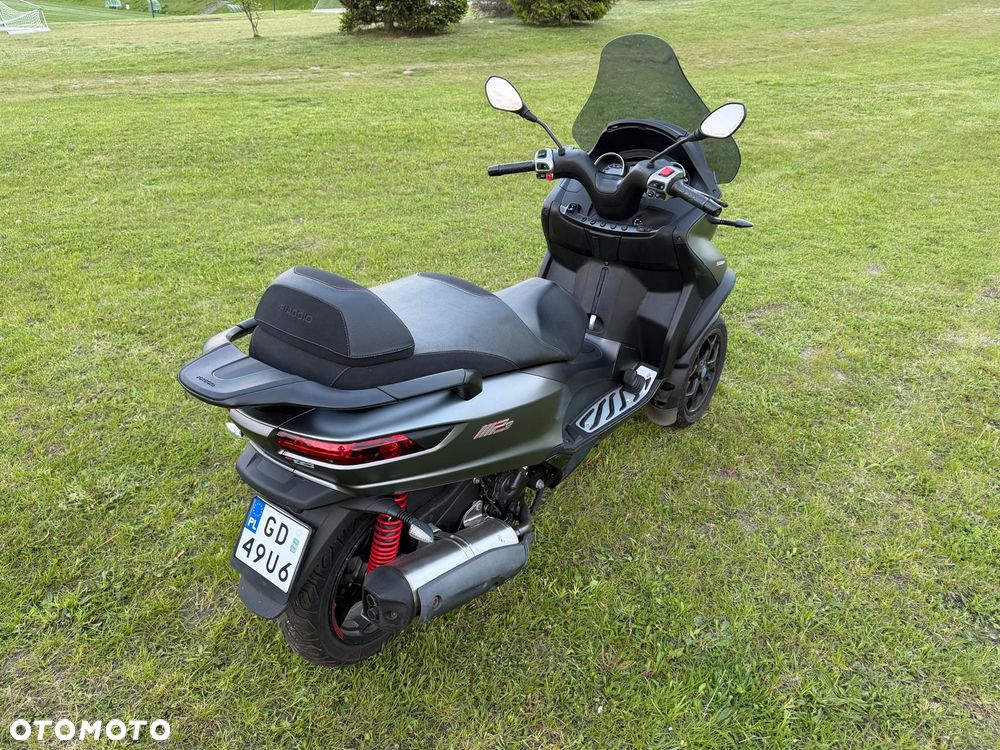 Piaggio MP-3 - 5