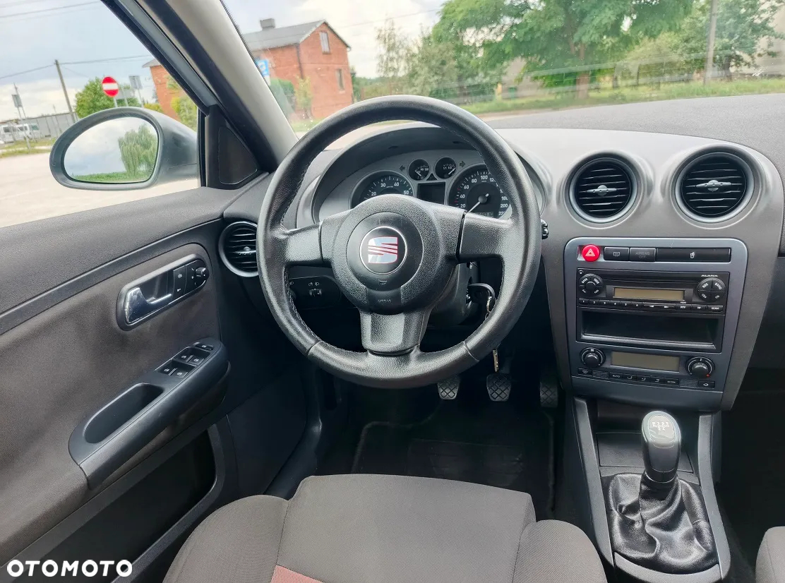 Seat Ibiza 1.4 16V Sport - 14