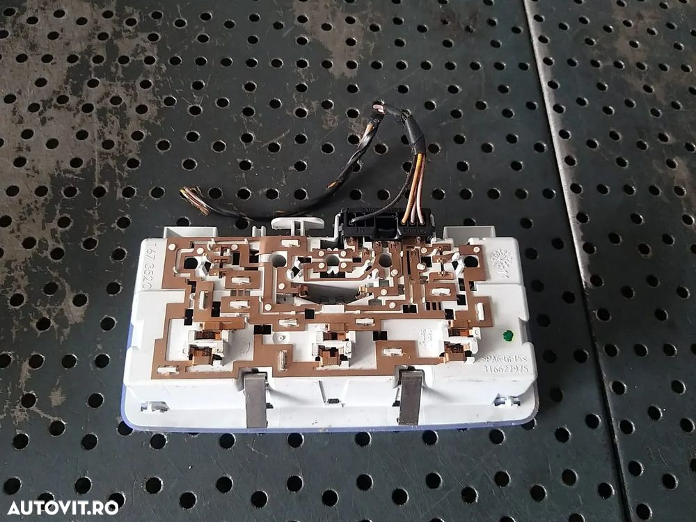 Plafoniera spate opel astra j 316627975 13285096 00981400 - 2