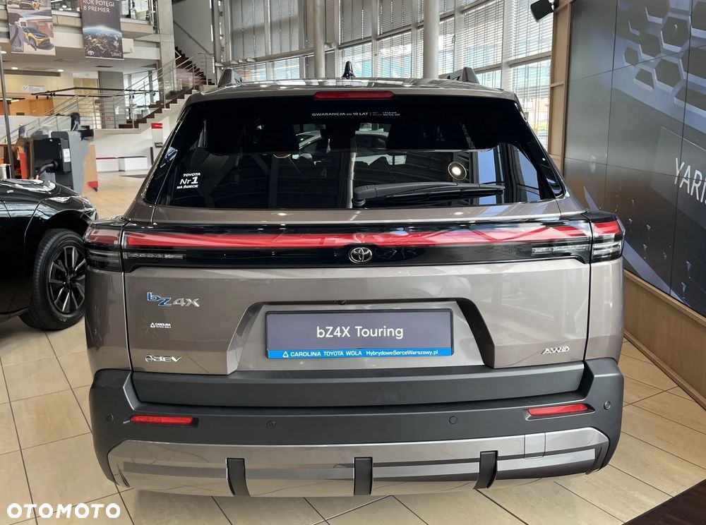 Toyota bZ4X 74.7kWh 4x4 Executive - 5
