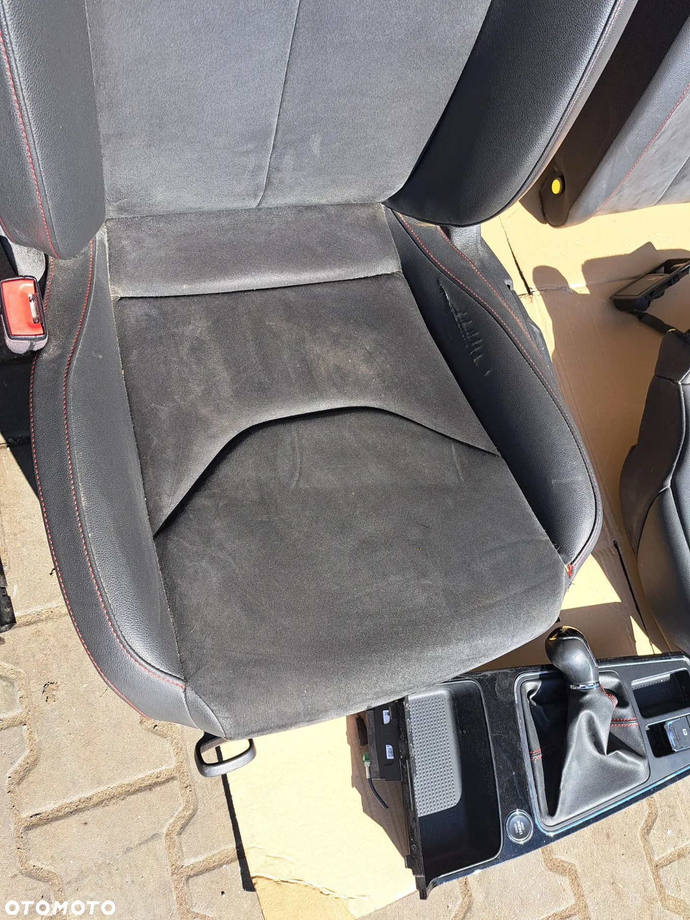 Seat Leon III lift kombi fotele fr komplet kanapa fotel kierowcy pasażera alcantara czerwona nitka - 9