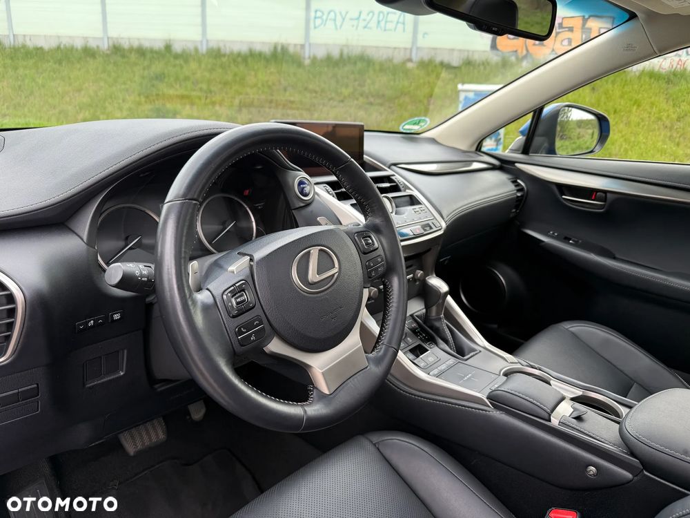 Lexus NX 300h Elegance AWD - 31