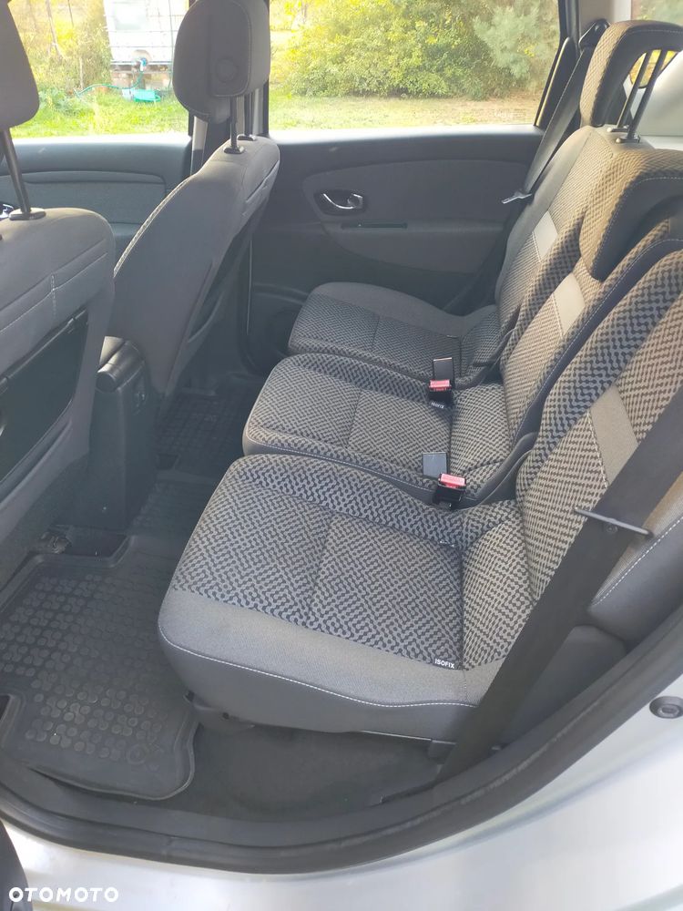 Renault Scenic - 9