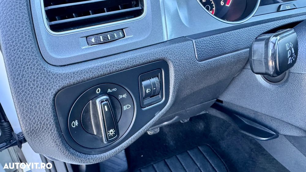 Volkswagen Golf Variant 1.6 TDI BlueMotion Trendline - 16