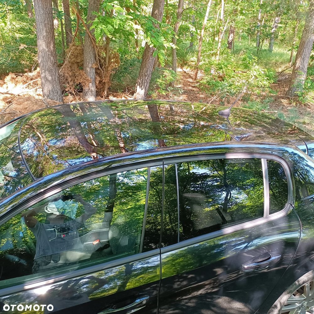 Peugeot 208 PureTech 100 Allure - 5