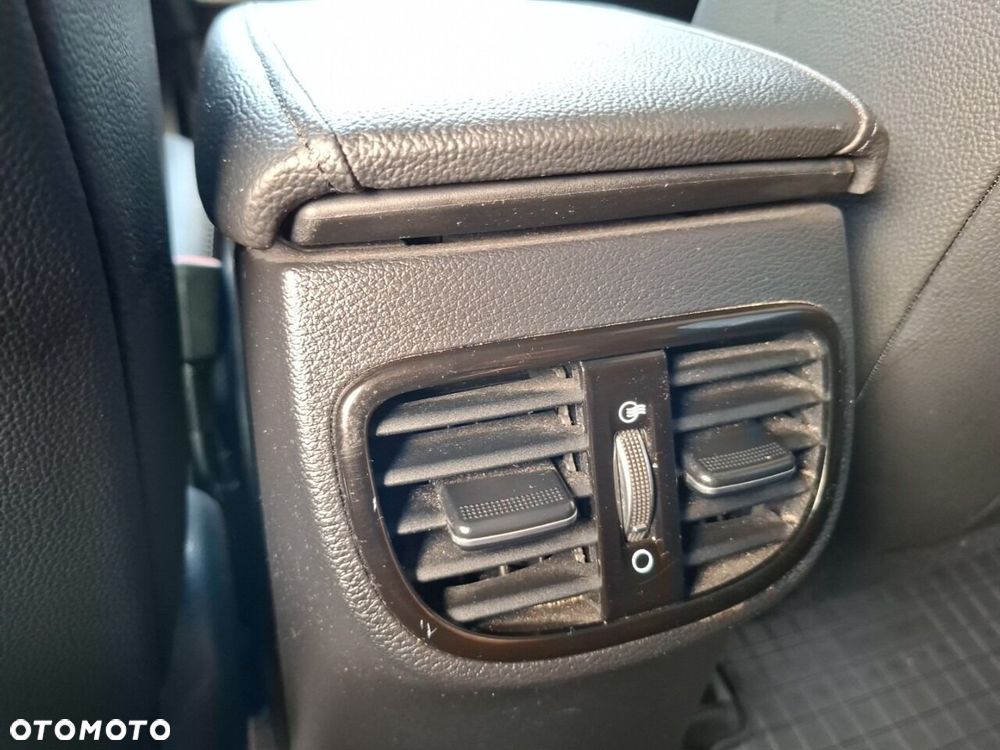 Kia XCeed 1.6 T-GDI L - 28