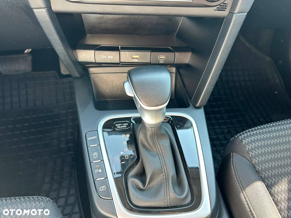 Kia XCeed 1.5 T-GDI M DCT - 20