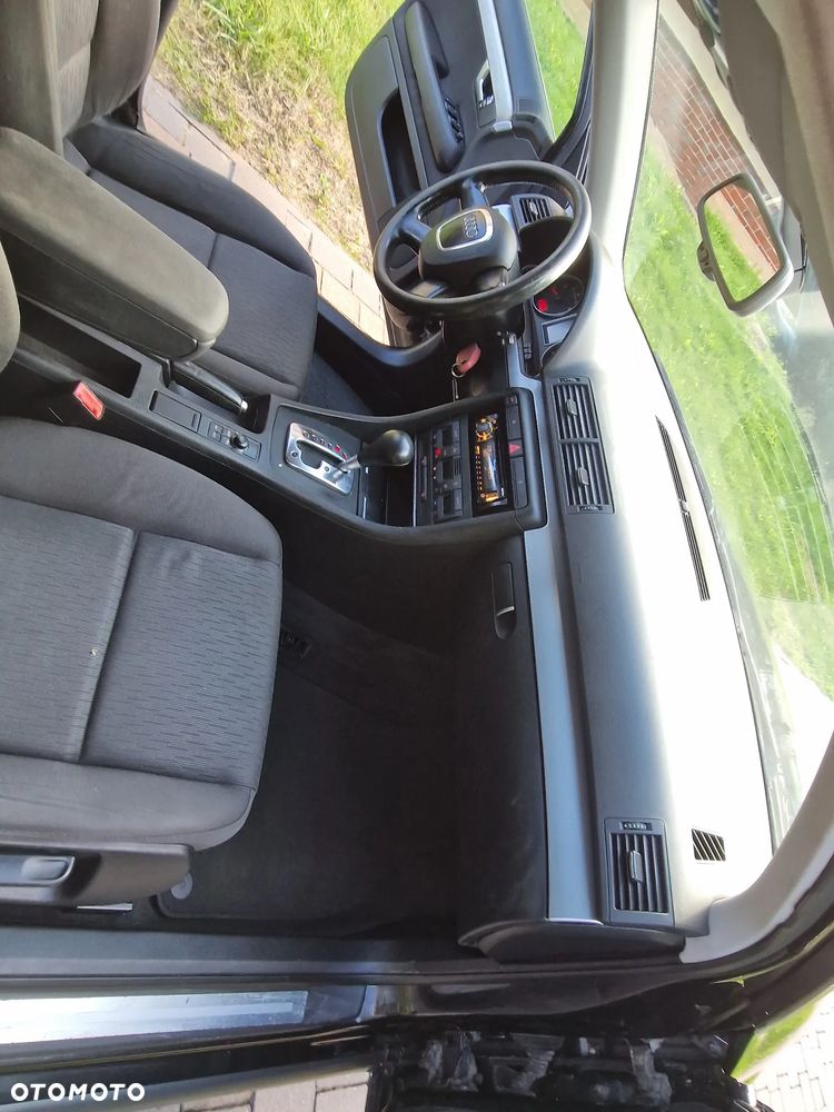 Audi A4 Avant 1.8 T multitronic - 23