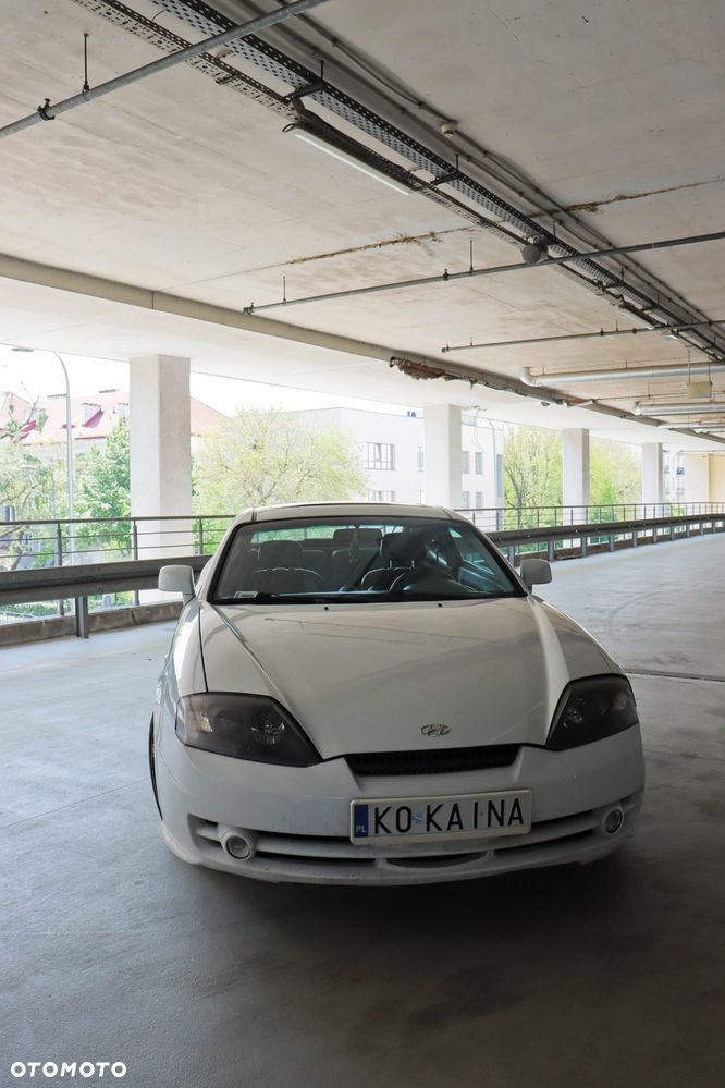 Hyundai Coupe - 1