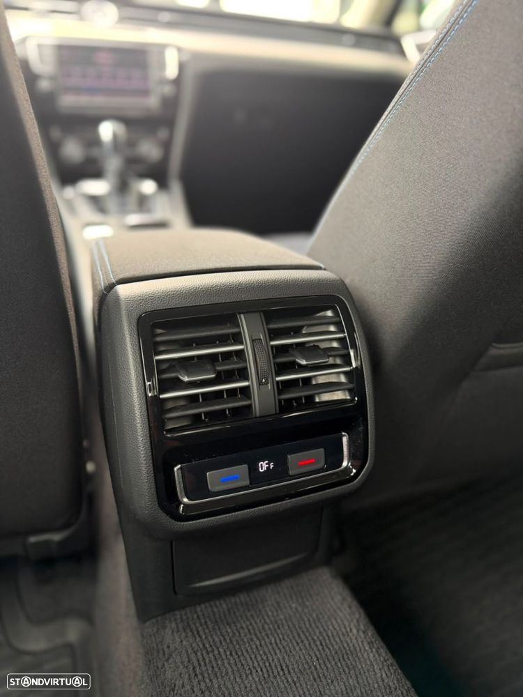 VW Passat - 22