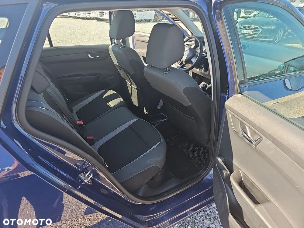 Skoda Fabia 1.0 Ambition - 25