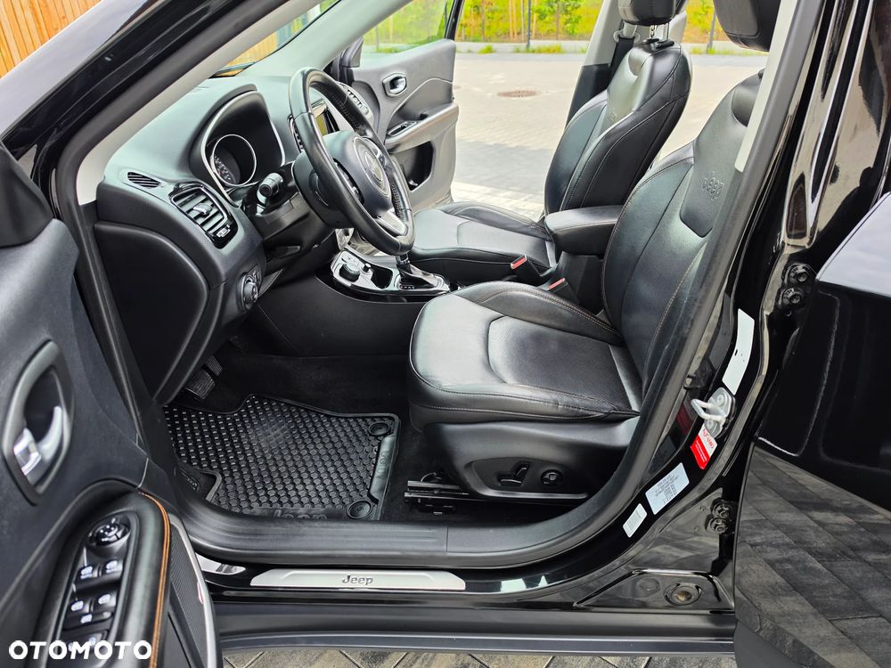 Jeep Compass 1.4 TMair Limited 4WD S&S - 27