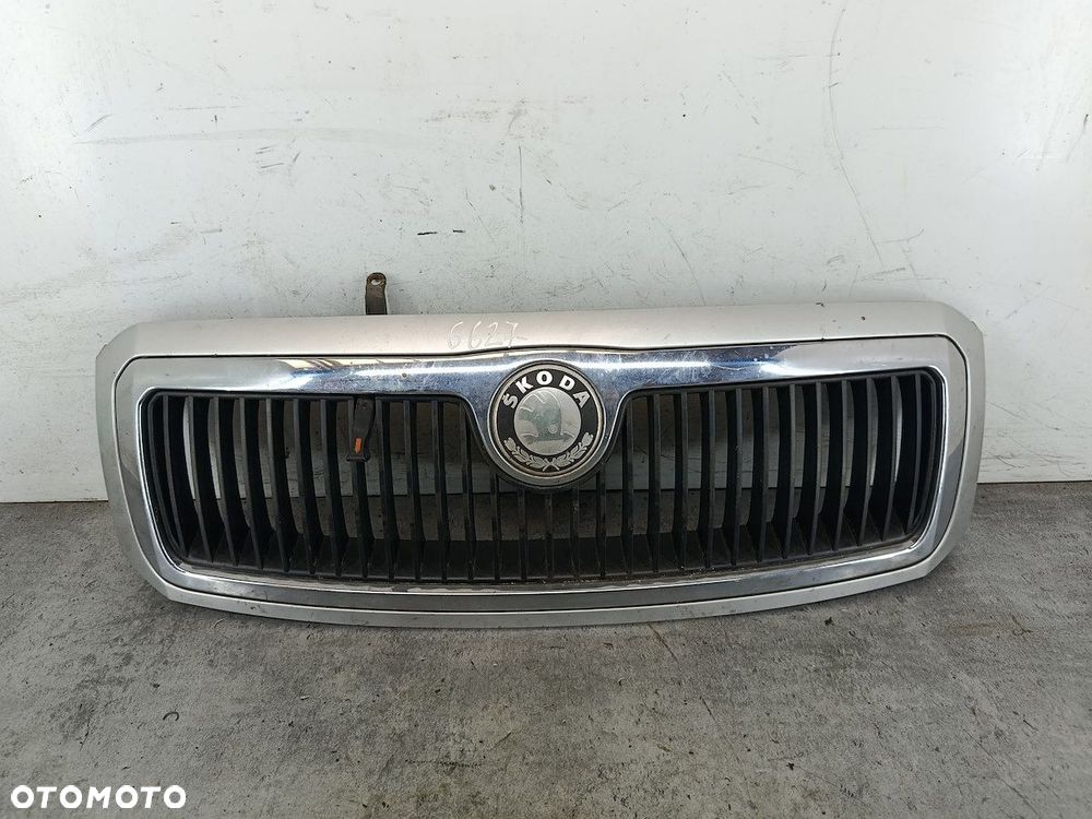 ATRAPA GRILL GRIL SKODA FABIA I 6Y0853668 1.2 HTP - 1