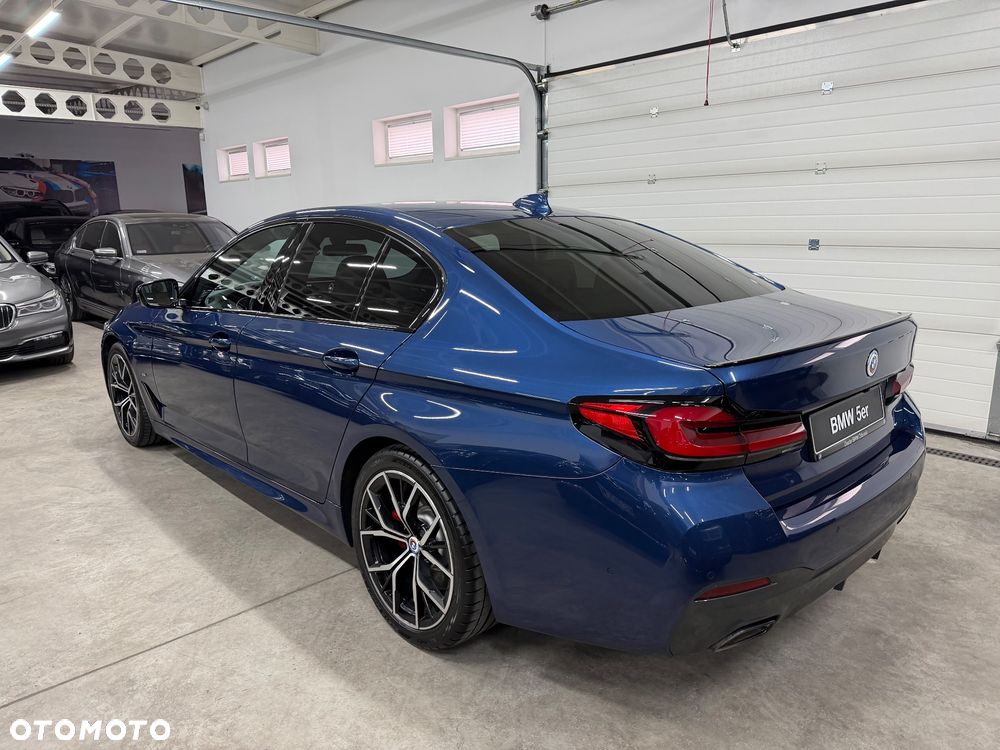 BMW Seria 5 520d xDrive MHEV M Sport sport - 11