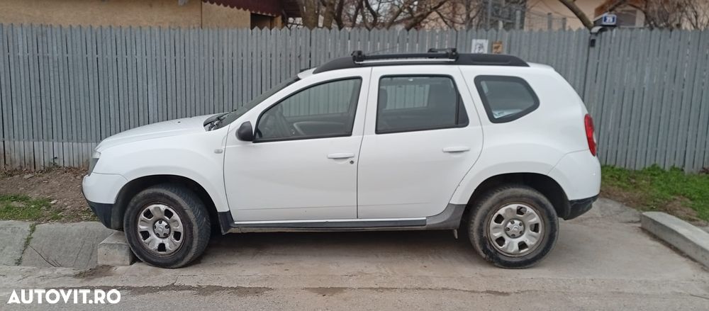 Dacia Duster 1.5 dCi 4x4 Laureate - 8