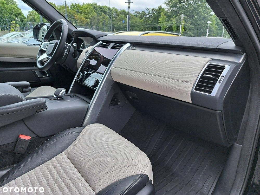 Land Rover Discovery - 18