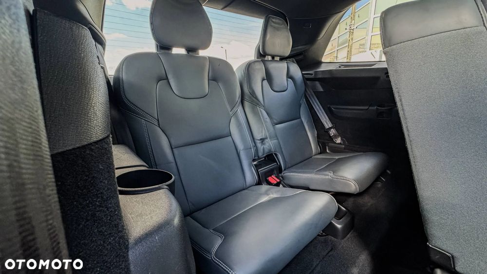 Volvo XC 90 B5 D AWD Geartronic Momentum - 35