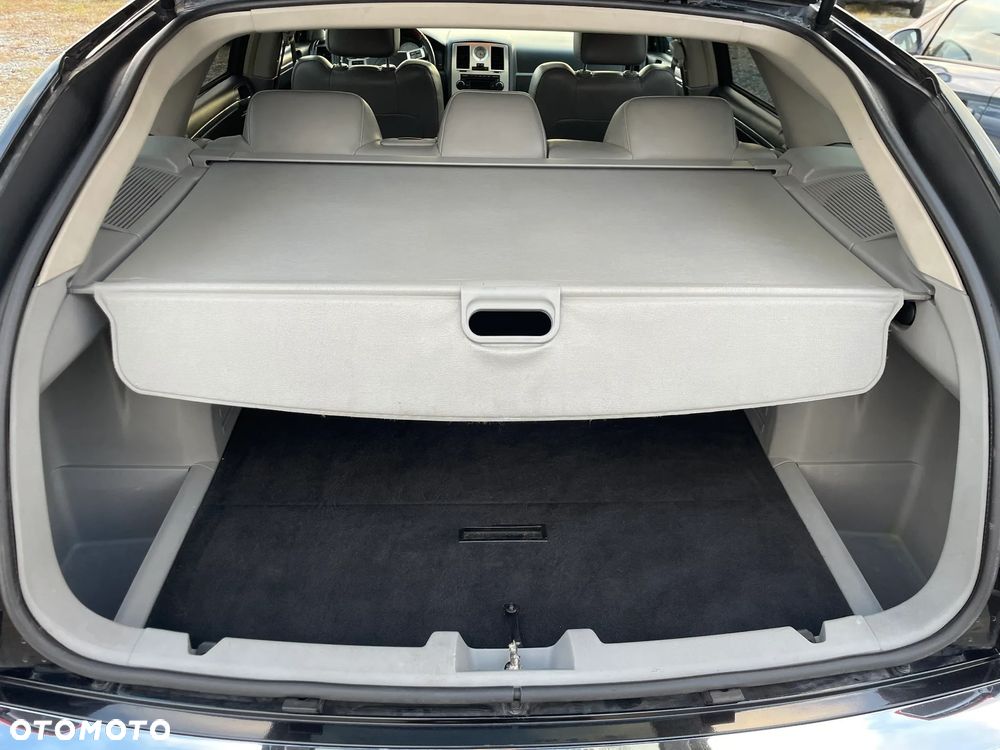 Chrysler 300C 3.0 V6 CRD - 27