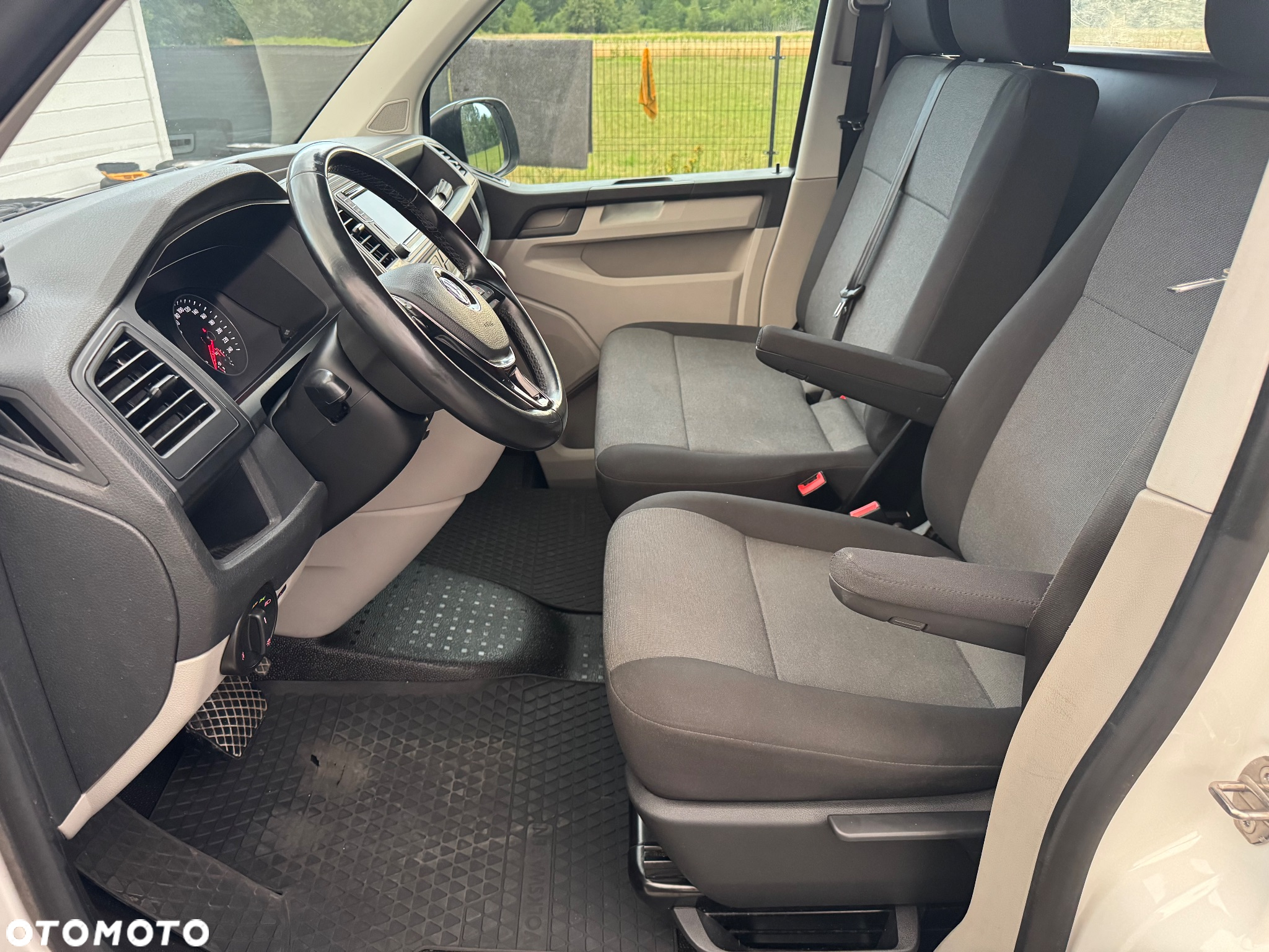 Volkswagen Transporter - 36
