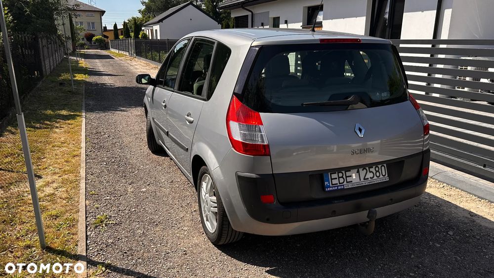 Renault Scenic 1.6 16V Authentique - 4