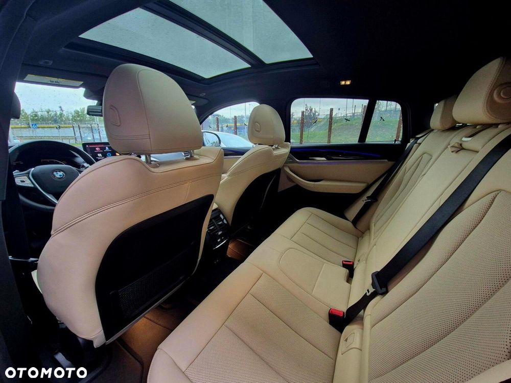 BMW X4 - 23