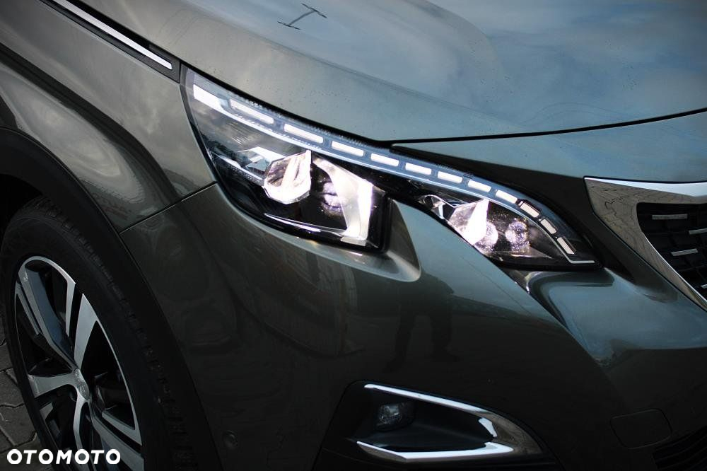 Peugeot 3008 - 8