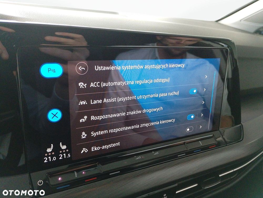 Volkswagen Golf Variant - 29