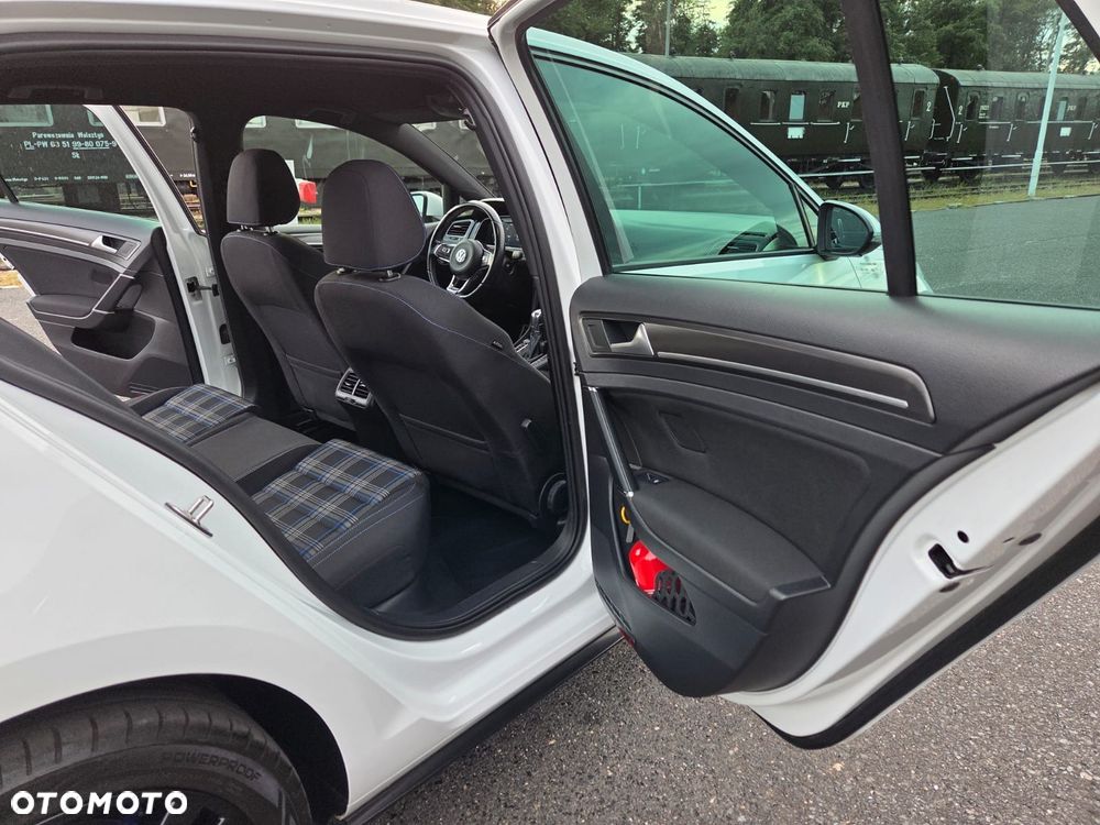 Volkswagen Golf VII 1.4 TSI Plug-In-Hybrid GTE - 13