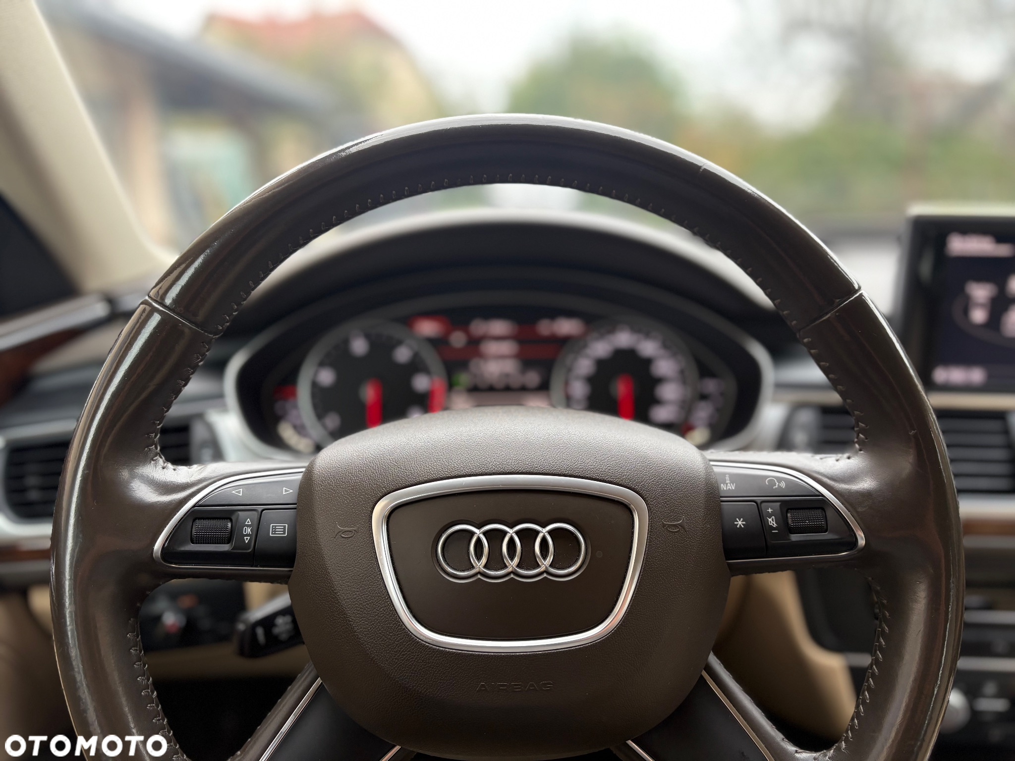Audi A6 - 12