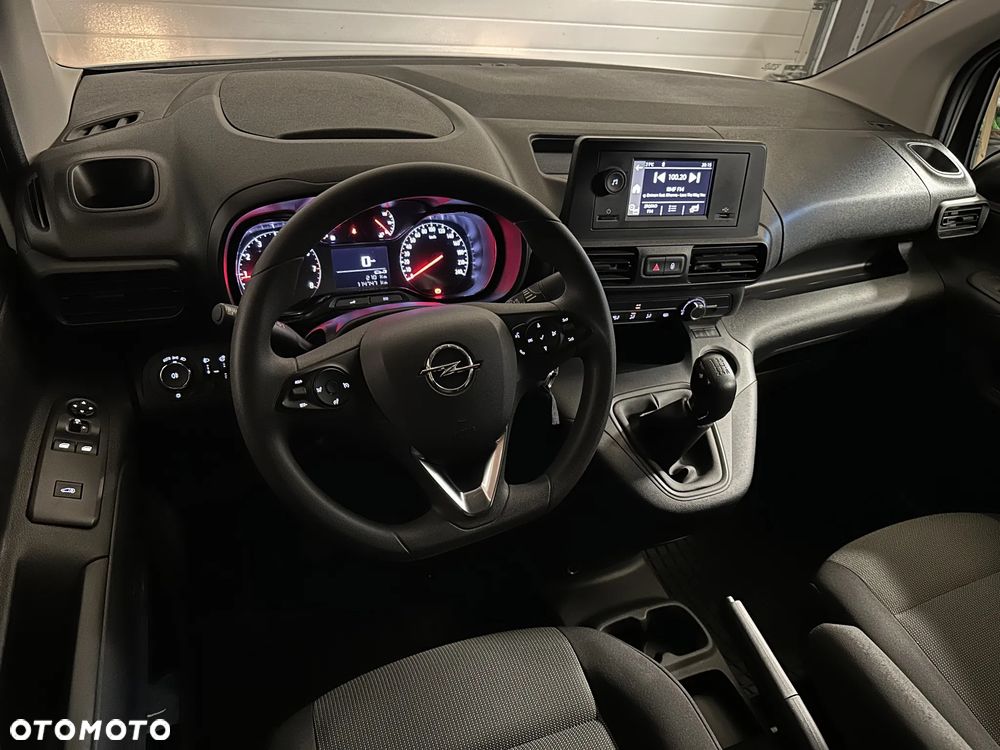 Opel Combo - 18