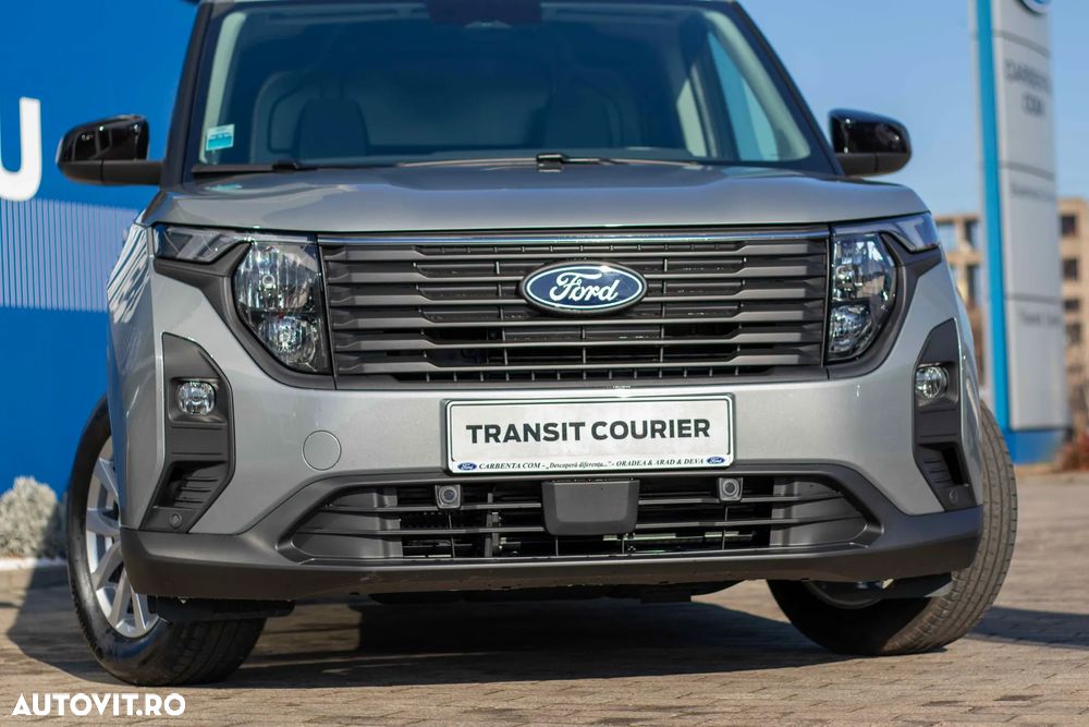 Ford Transit Courier - 16