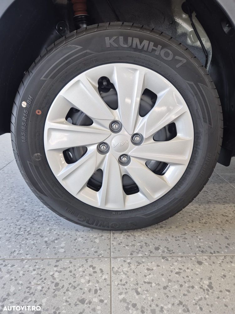 Kia Stonic 1.2 MPI 5MT Urban - 13