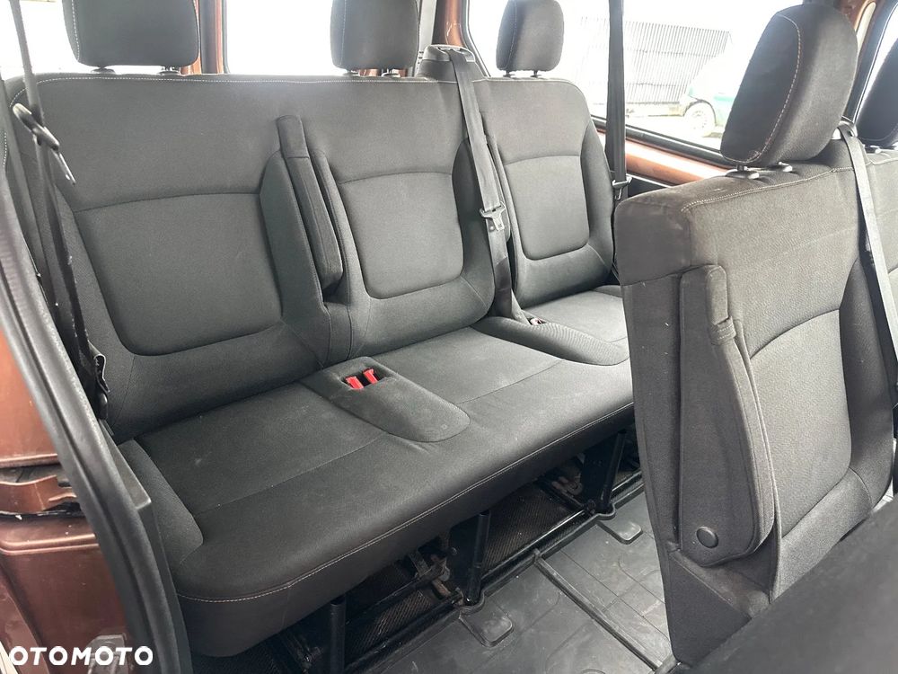 Renault Trafic - 25